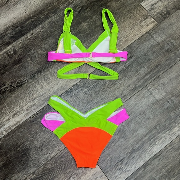 Neon Colorblock Bikini Set - Picture 2 of 3